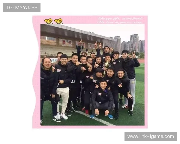 长沙四海足球：绿茵热土，激情无限