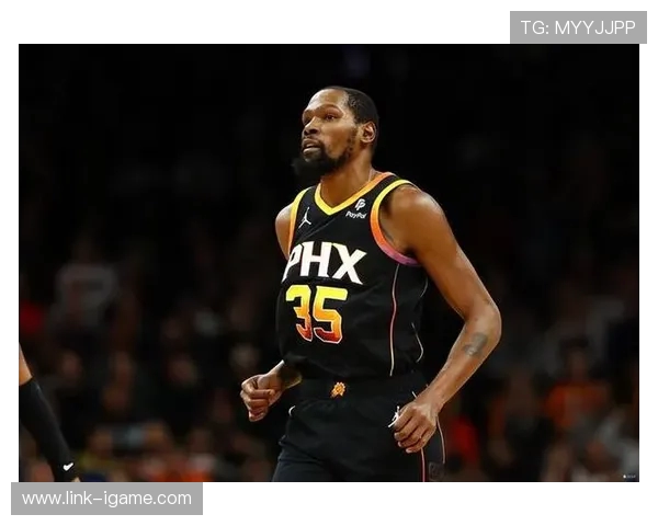 凯文杜兰特再度引领球队崛起展现巅峰状态重塑联盟竞争格局