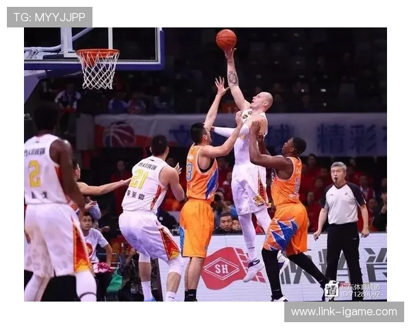 上海篮球队与深圳篮球队赛后分析力量对比与战术探讨