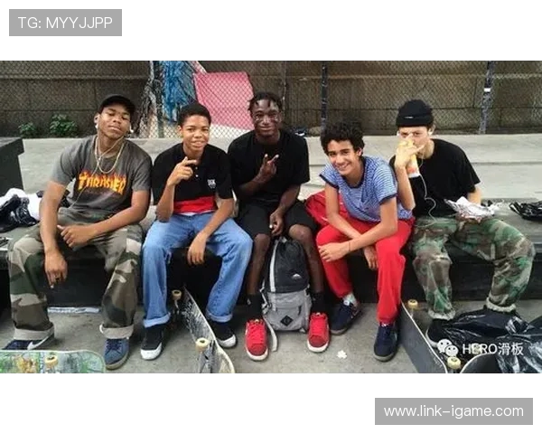 深圳滑板队中路突破的成败分析与未来展望