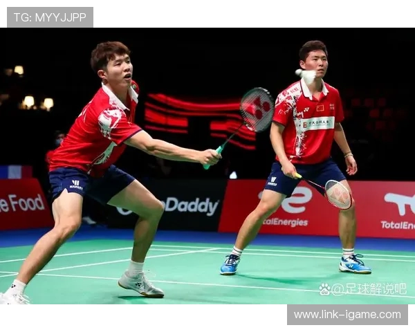 重庆与深圳羽毛球队赛后分析：节奏掌控与战术对决的深度探讨