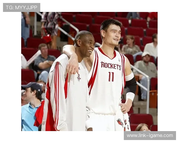 2008年姚明火箭队季后赛精彩回顾与对手较量分析